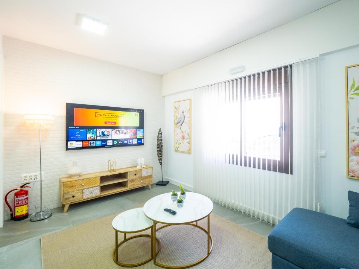 Cubo'S Boutique Urban Deluxe Apartment Alhaurin el Grande Luaran gambar